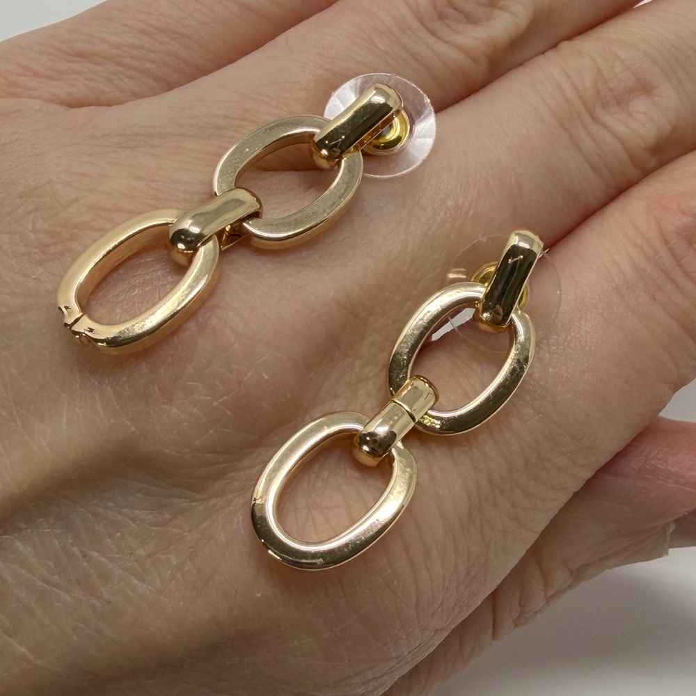 Danbury Mint Gold Chain Link Earrings